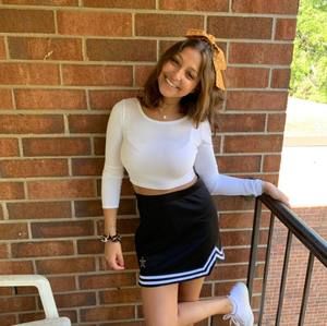 Meet your Posher, Emma